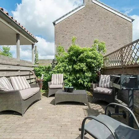 بيت للعطل Near Schoorl Dunes, Cleaning Included *